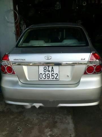 Bán Daewoo Gentra đời 2010, màu bạc, nhập khẩu