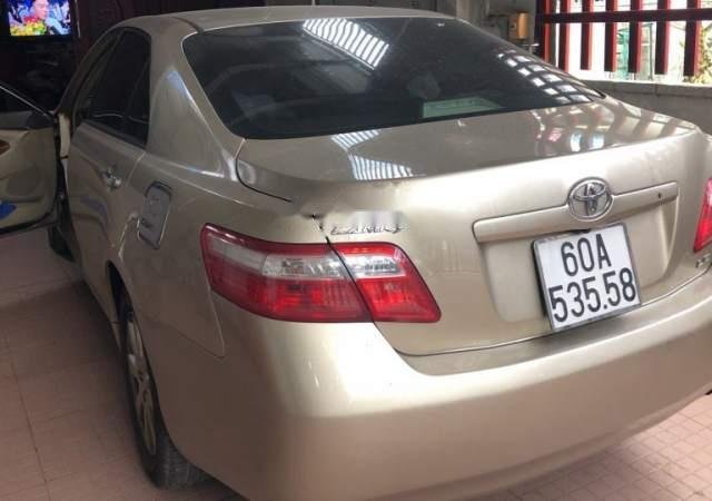 Cần bán Toyota Camry 2.4 LE sản xuất năm 2008, đăng ký lần đầu năm 2009