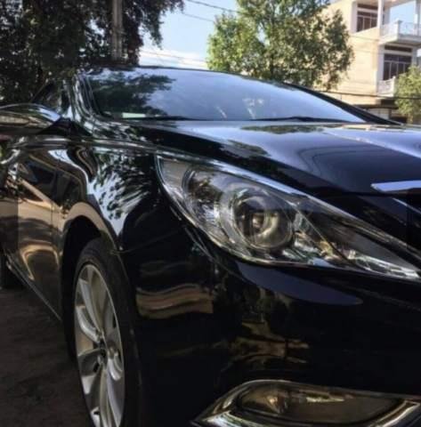 Bán Hyundai Sonata sản xuất 2011, màu đen0