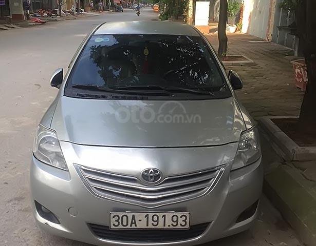 Bán Toyota Vios MT sản xuất năm 2009, màu bạc số sàn, 255 triệu0