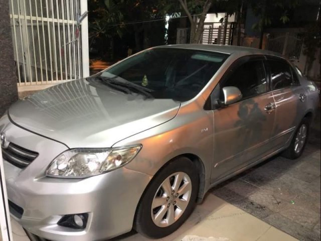 Bán xe Toyota Corolla altis sản xuất năm 2010, màu bạc, xe đẹp0