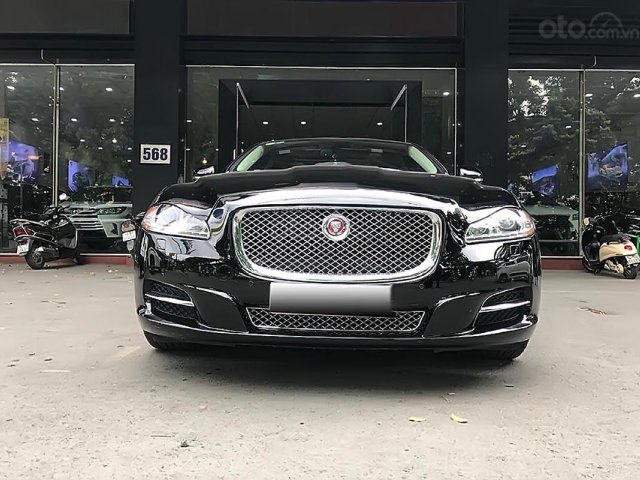 Bán Jaguar XJL đời 2014, màu đen, nhập khẩu
0