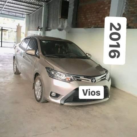 Cần bán gấp Toyota Vios đời 2016, màu vàng còn mới, giá 480tr