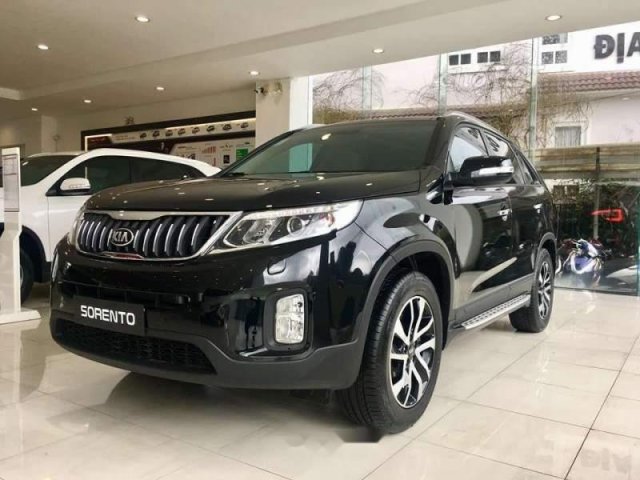 Bán xe Kia Sorento đời 2019, màu đen, giá 789tr0