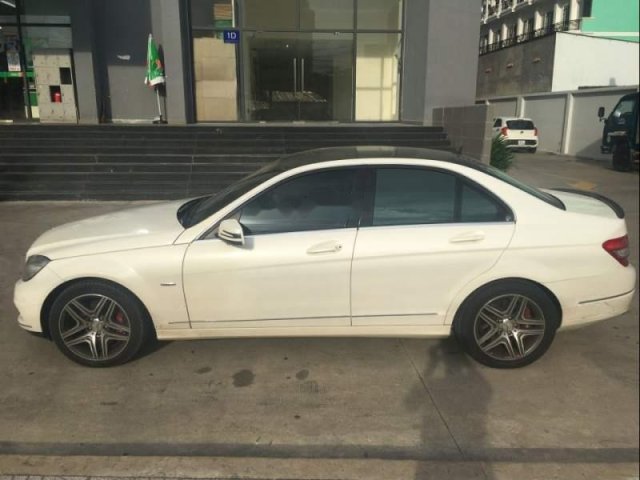 Bán Mercedes C300 AMG đời 2010, màu trắng, nhập khẩu nguyên chiếc chính chủ0