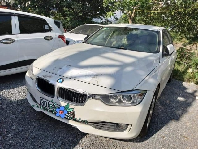 BMW 320i nhập Đức 2013, ĐK biển 30A0