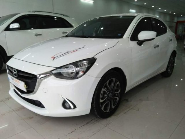 Bán xe Mazda 2 đời 2016, màu trắng