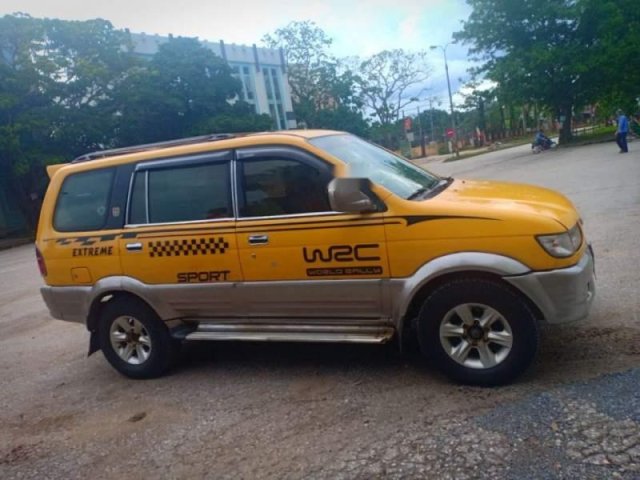 Cần bán xe Isuzu Hi lander 2004, màu vàng, nhập khẩu0