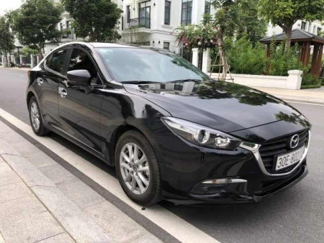 Chính chủ bán Mazda 3 Facelift đời 2017, màu đen0