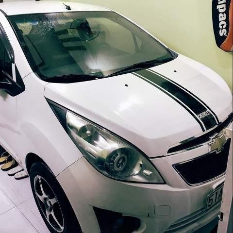 Bán xe Chevrolet Spark đời 2013, màu trắng số sàn, giá 220tr