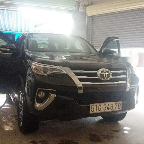 Bán xe Toyota Fortuner năm sản xuất 2017, màu đen, nhập khẩu0