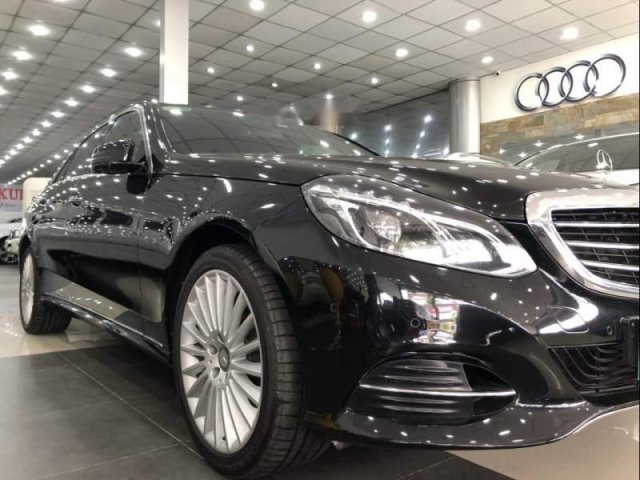 Bán Mercedes E400 Black đời 2014, màu đen, xe nhập