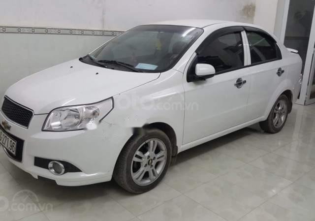 Bán Chevrolet Aveo LTZ 1.4 AT sản xuất năm 2017, màu trắng, xe gia đình0