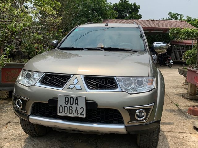 Bán Pajero Sport xăng 3.0 V6 Sx 2012, Đk 2013 chính chủ 1 đời0