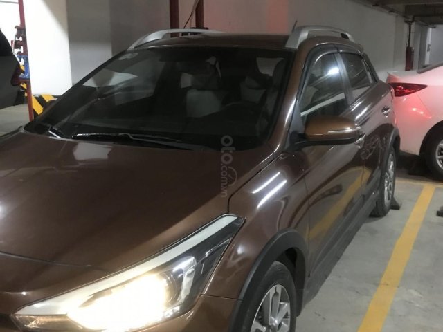 Cần band xe Hyundai i20 Active 2015 màu nâu, xe nhập0