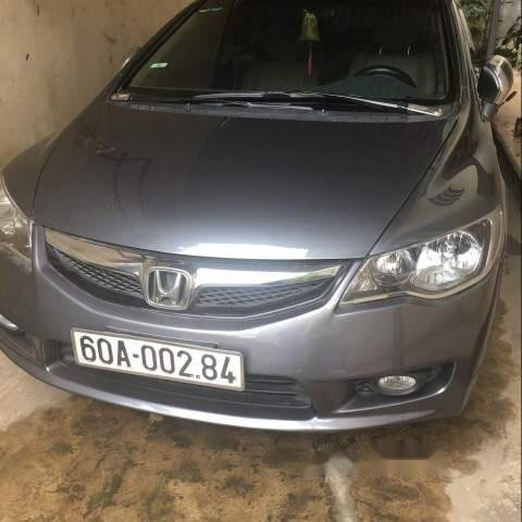 Gia đình bán xe Honda Civic đời 2010, màu xám, nhập khẩu