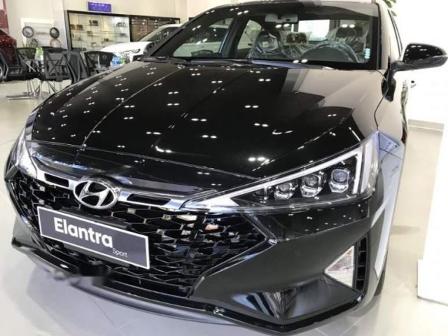 Cần bán xe Hyundai Elantra đời 2019, nhập khẩu nguyên chiếc0