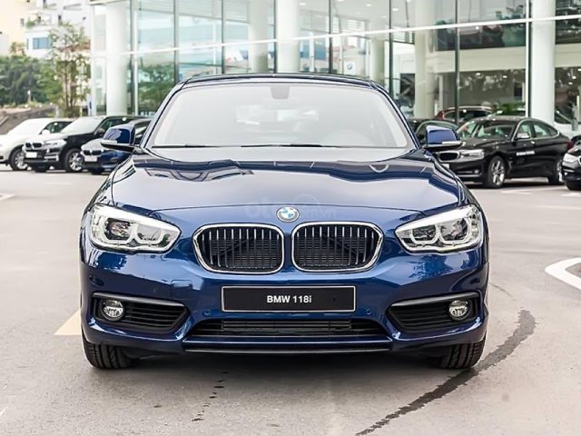 Bán BMW 118i được sản xuất và nhập khẩu nguyên chiếc từ Đức0