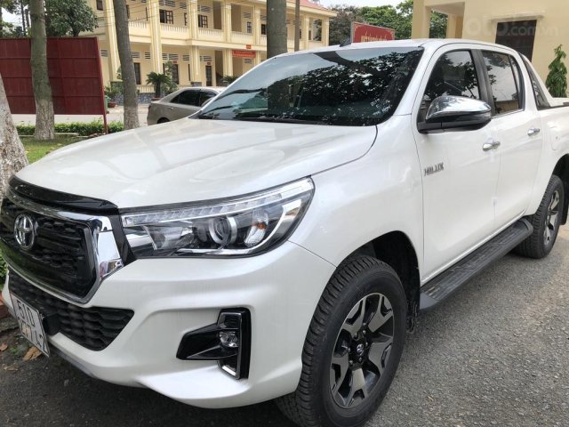 Bán Toyota Hilux 2.8G 4x4 AT 2020, nhập khẩu Thái, giá tốt - tháng 3 giảm ngay 30 triệu, hỗ trợ mua xe trả góp0