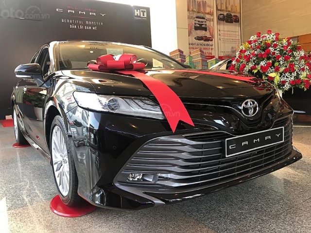 Bán Toyota Camry 2.5Q 2019, màu đen, nhập khẩu  0