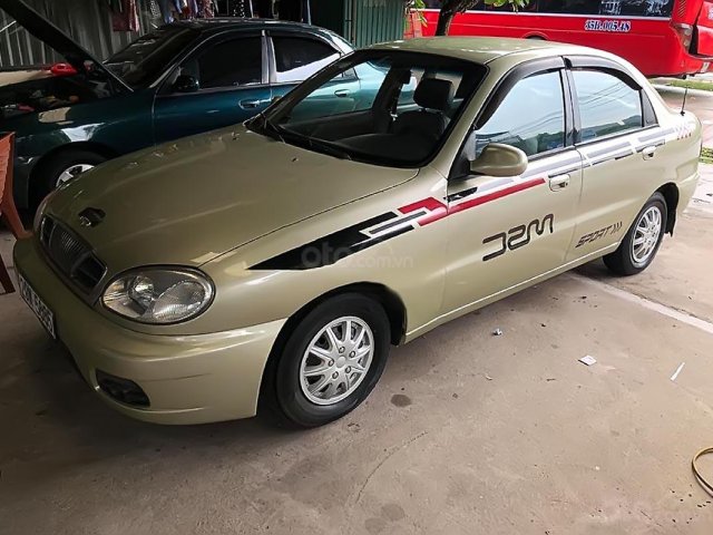 Bán Daewoo Lanos đời 2001, màu vàng, giá cạnh tranh0