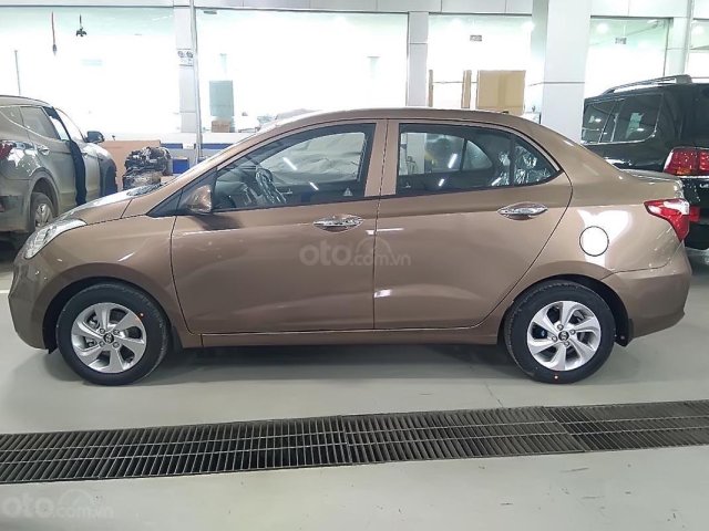 Bán Hyundai Grand i10 2019, màu nâu, giá cạnh tranh0