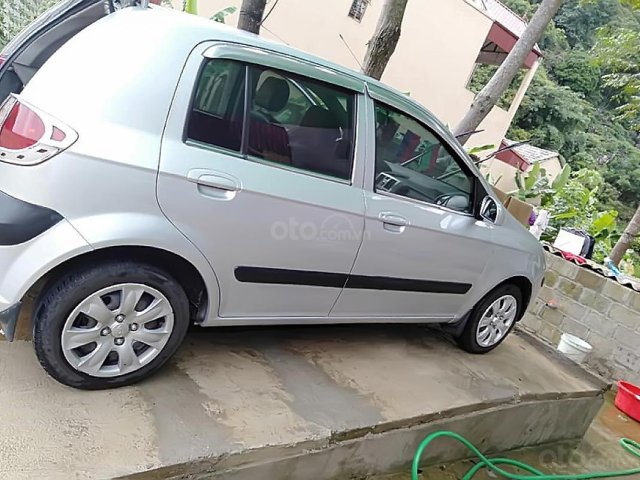 Bán xe Hyundai Getz 1.1MT đời 2010, màu bạc, xe đẹp