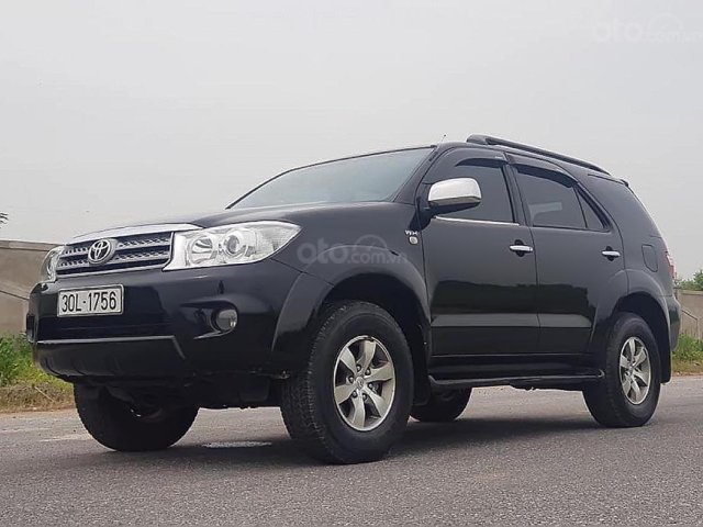 Bán Toyota Fortuner sx 2008 số sàn, 2 cầu nhập khẩu nguyên chiếc0