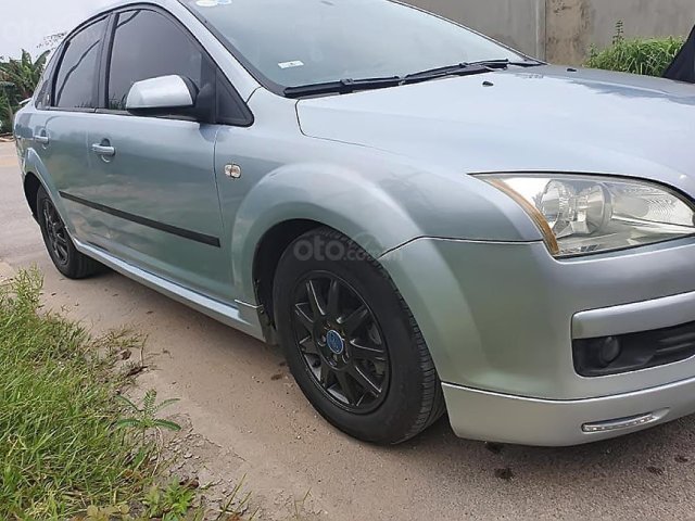 Cần bán xe Ford Focus 2.0AT đời 2006, màu xanh lam 