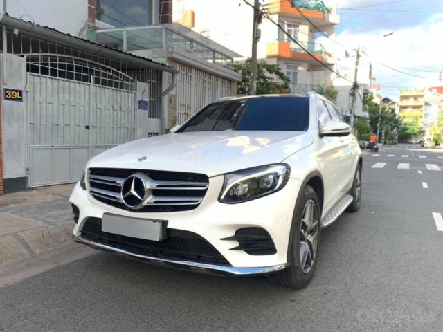 Bán GLC 300 sản xuất 2017 xe đi lướt còn mới bao kiểm tra tại hãng0