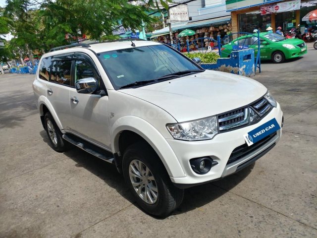 Bán xe Mitsubishi Pajero Sport 2.5MT đời 2015 trả góp đưa trước 200tr nhận xe