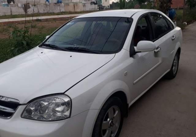 Bán Daewoo Lacetti đời 2010, màu trắng xe gia đình