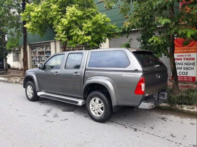 Chính chủ bán Isuzu Dmax đời 2011, màu xám, số sàn 1 cầu0