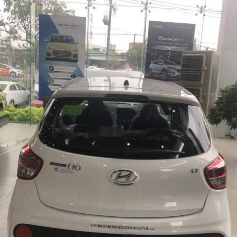 Cần bán Hyundai Grand i10 2019, màu trắng