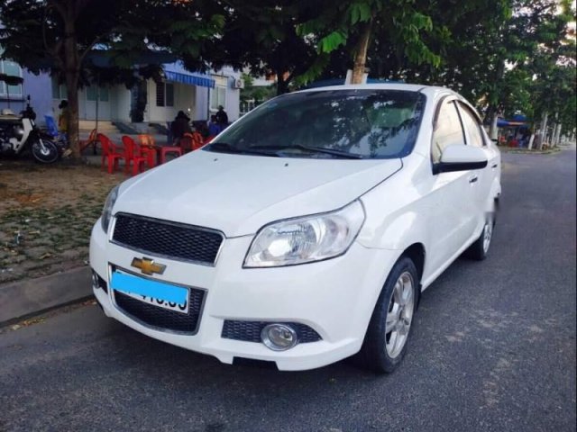 Bán Chevrolet Aveo 2017, màu trắng, tư nhân 1 chủ