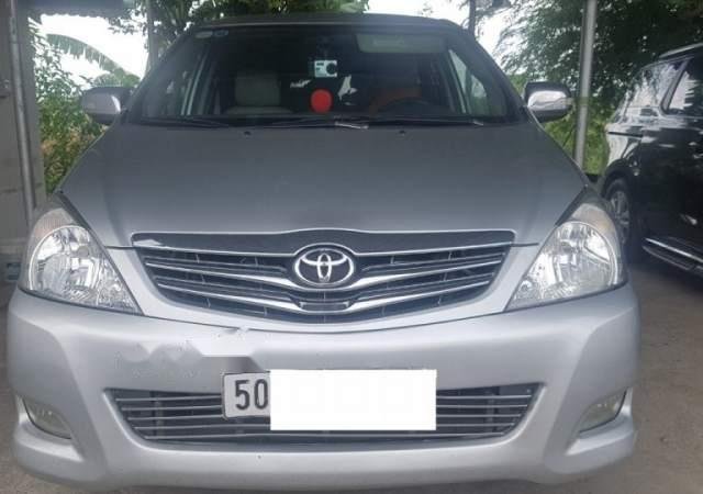 Bán xe Toyota Innova năm 2012, màu bạc 0