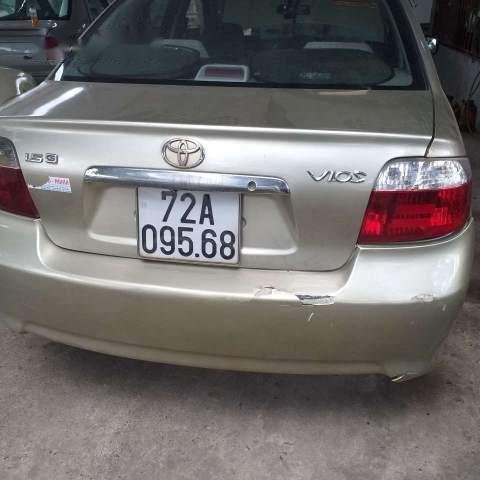 Bán Toyota Vios đời 2003, màu vàng, giá 190tr