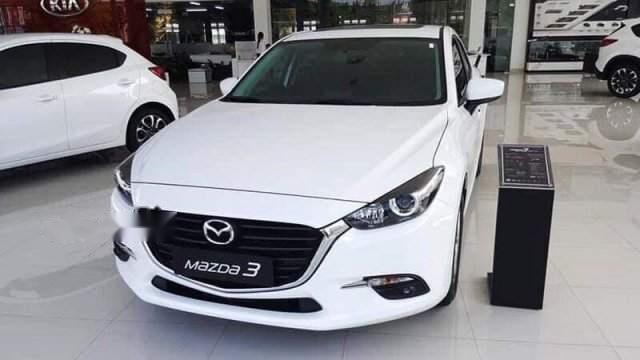 Bán Mazda 3 sản xuất 2018, màu trắng