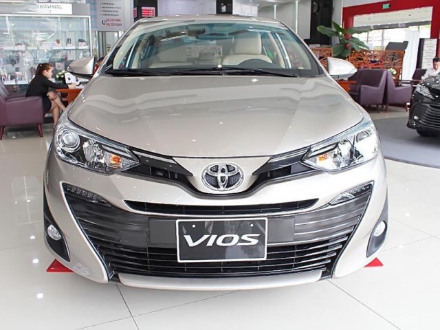 Bán xe Toyota Vios 1.5G sản xuất năm 2019, màu bạc, giá tốt0