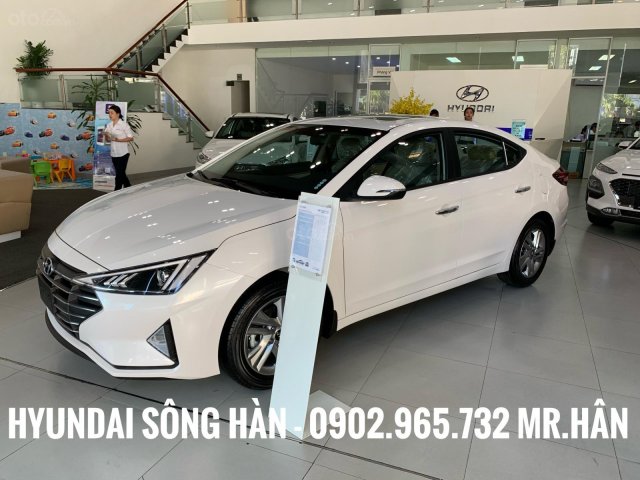 Hyundai Elantra 2019 giao ngay, KM 20 triệu trong tháng 8, chỉ cần 200 triệu để nhận xe, LH: 0902.955.732 Hữu Hân