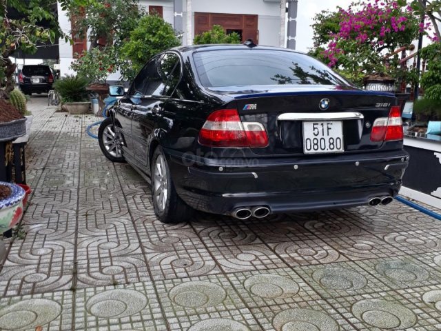 Bán BMW 318i sport năm sản xuất 2005, màu đen, nhập khẩu