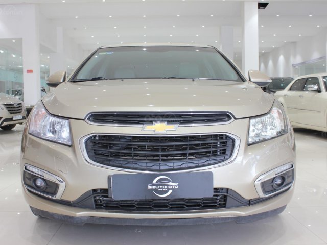 Bán xe Chevrolet Cruze sản xuất năm 2016, màu vàng, 470 triệu0