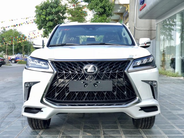 Bán xe Lexus LX570S Super Sport model 2020, LH Ms Hương giá tốt, giao ngay toàn quốc