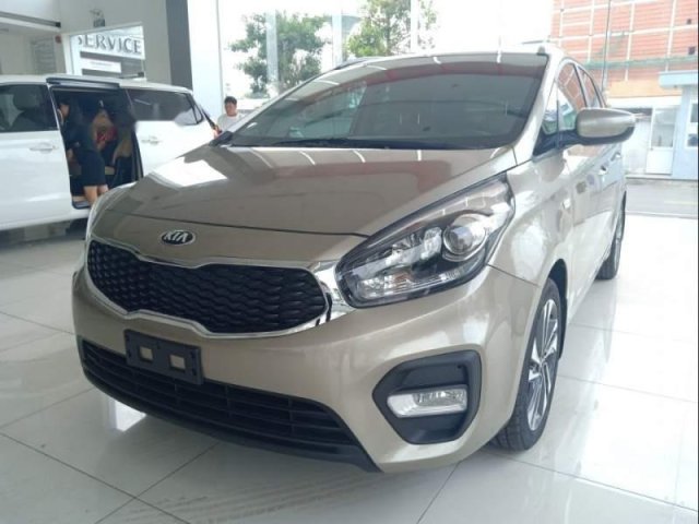 Cần bán xe Kia Rondo đời 2019, giá chỉ 609 triệu0