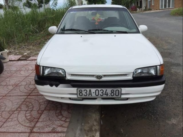 Bán Mazda 323 đời 1995, màu trắng, nhập khẩu