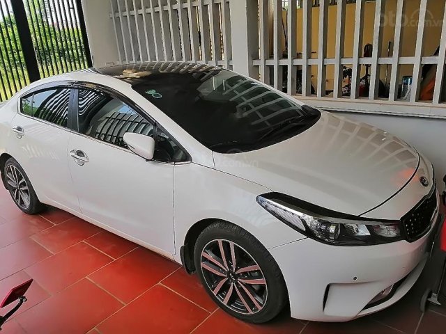 Cần bán xe cũ Kia Cerato 1.6 AT năm 2016, màu trắng 0