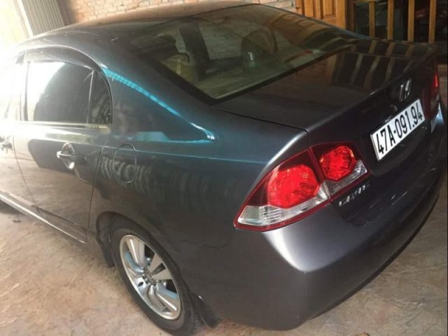 Gia đình bán Honda Civic sản xuất năm 2010, màu xám, nhập khẩu nguyên chiếc0