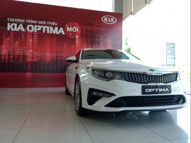 Bán Kia Optima 2019, màu trắng0