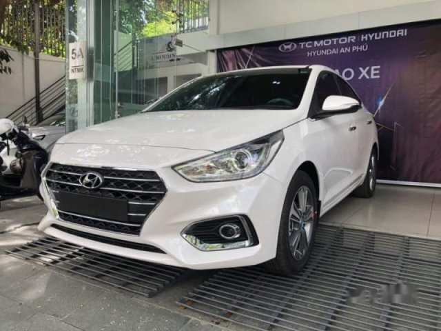 Cần bán xe Hyundai Accent sản xuất năm 2019, màu trắng, 430tr