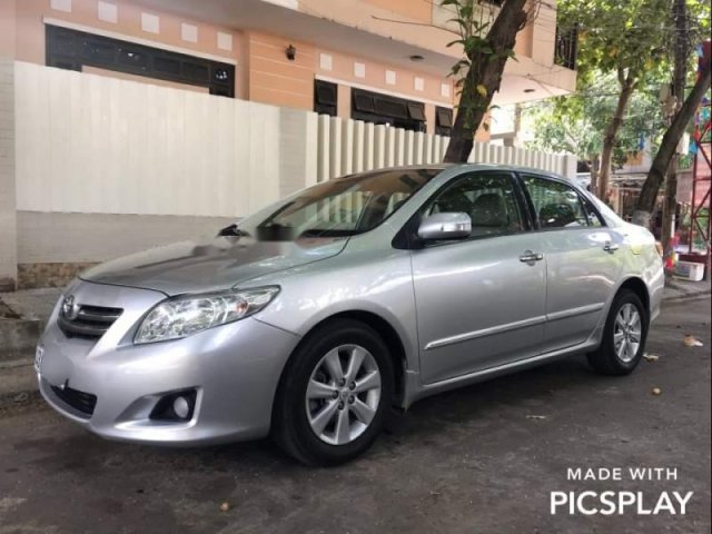 Cần bán gấp Toyota Corolla altis 2009, màu bạc số tự động